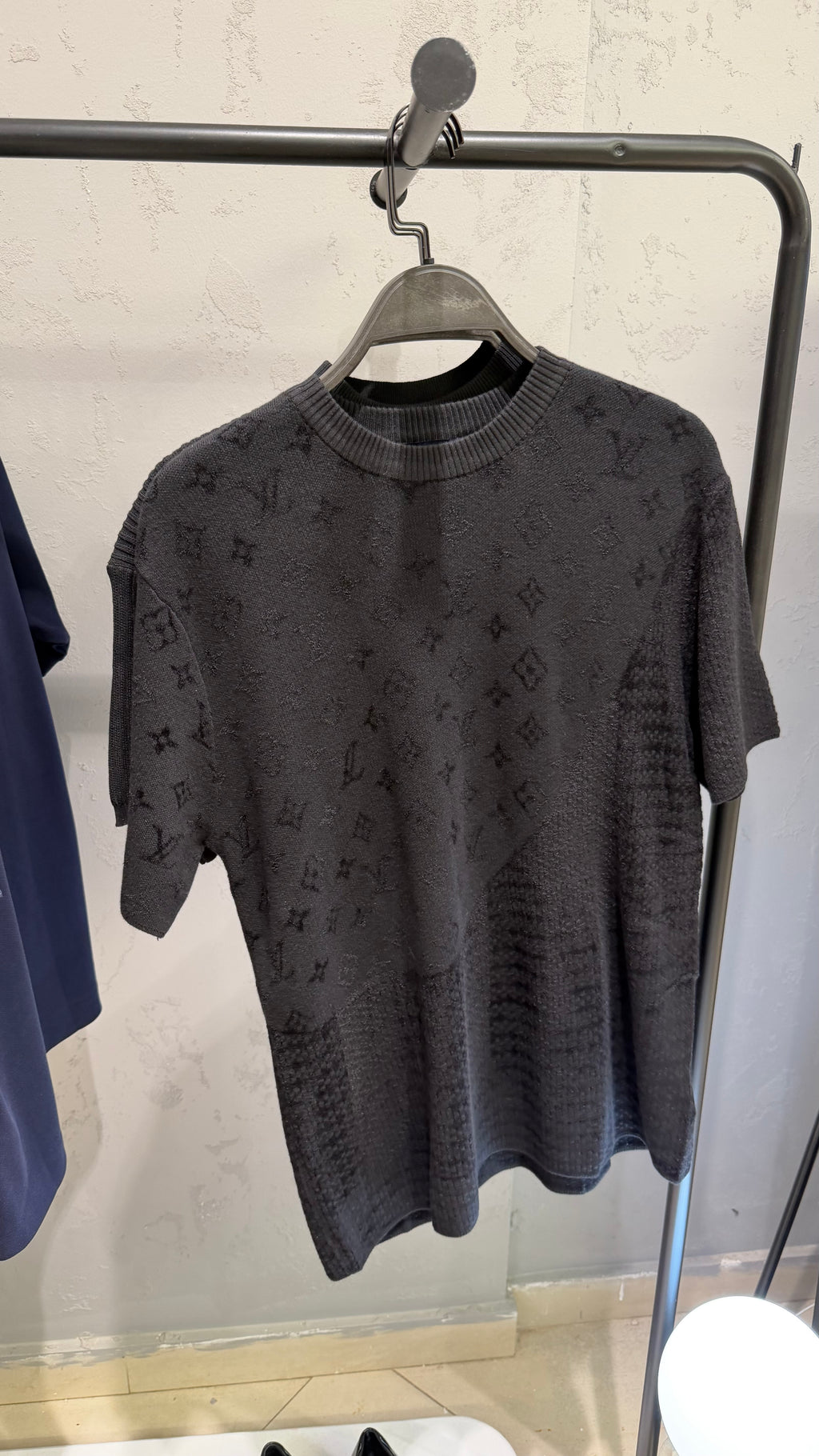 LV