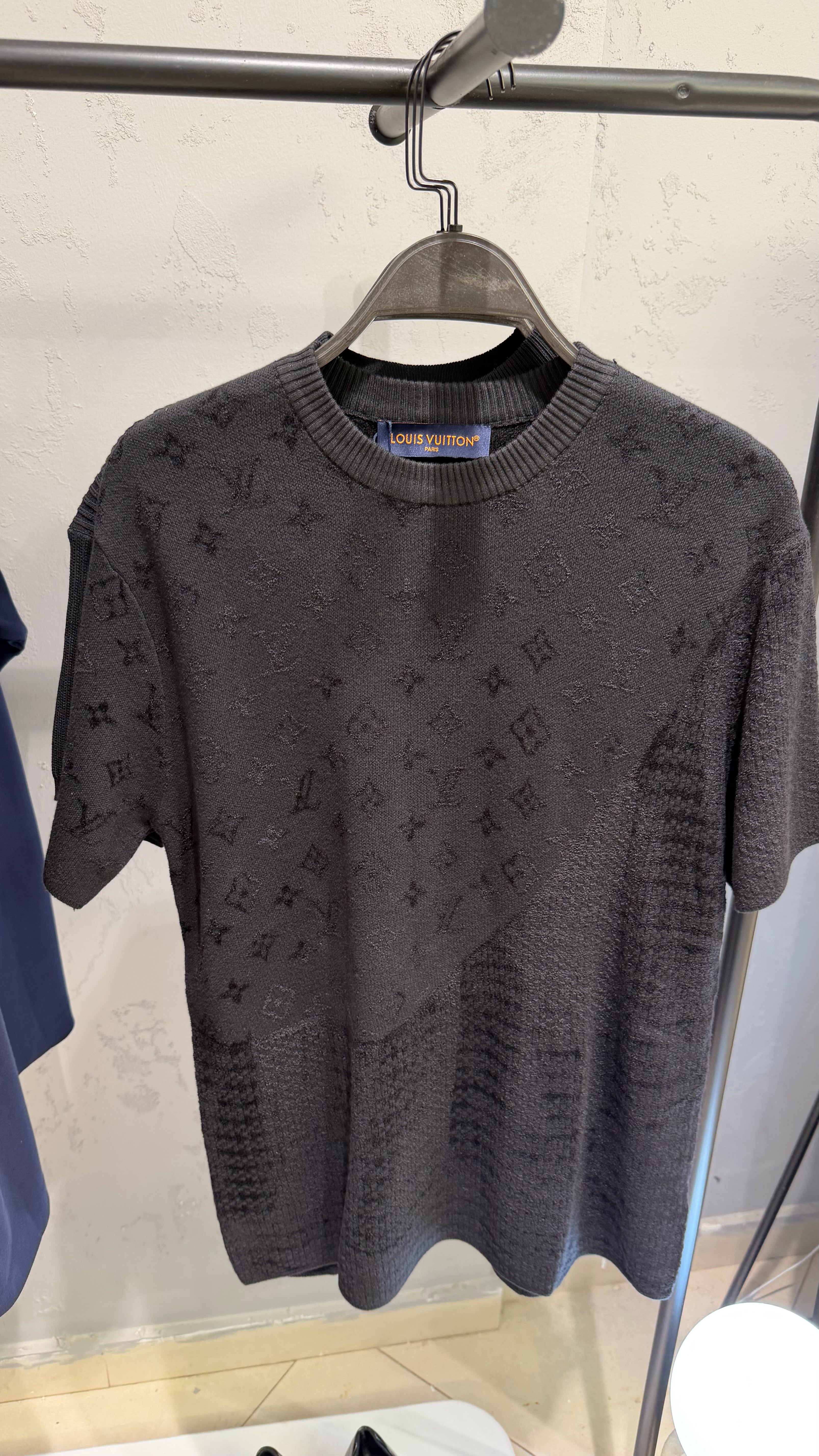 LV